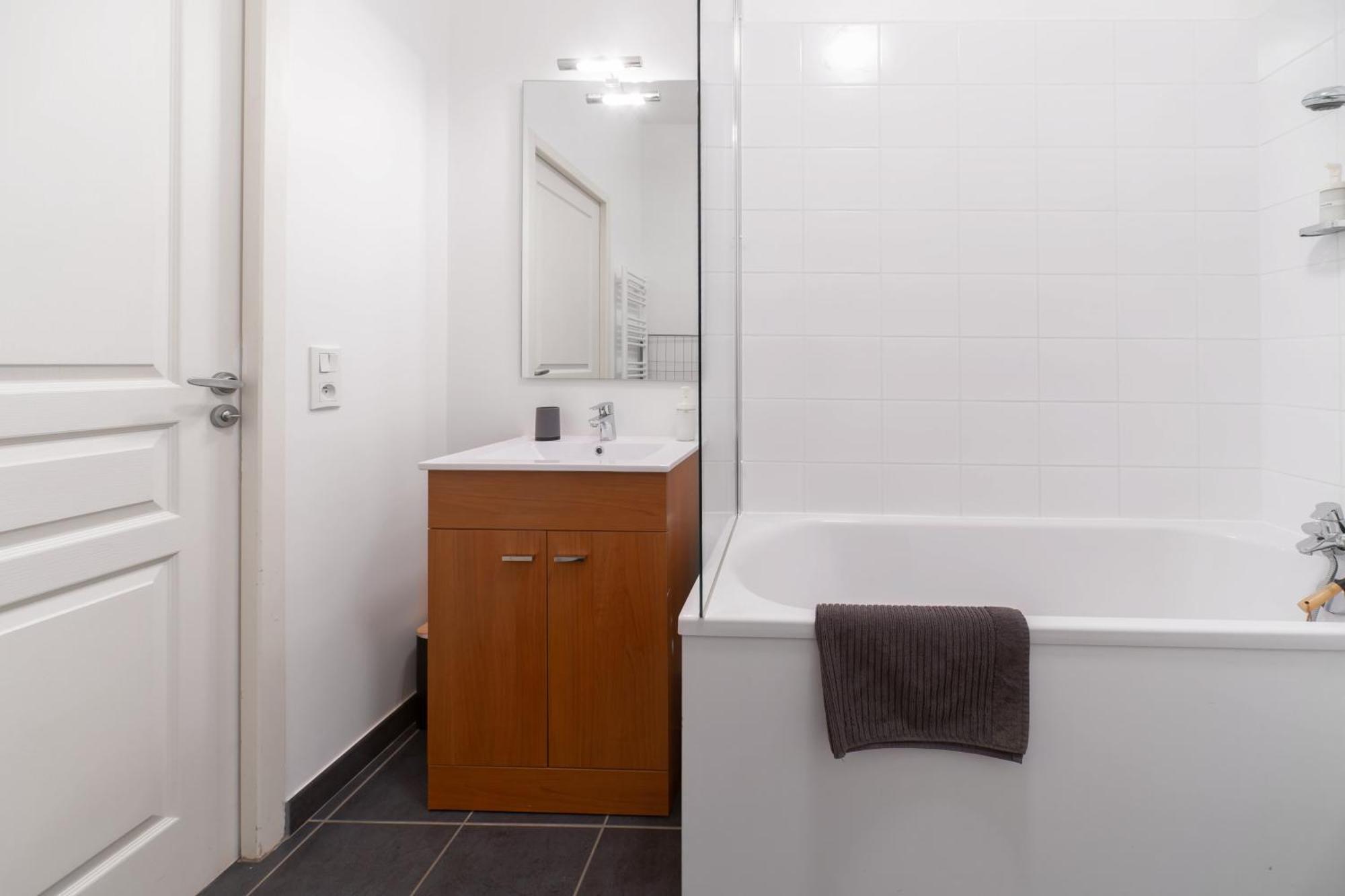 Le Brit - Grand Appartement Design, 3 Chambres, Centre Ville Vichy Eksteriør bilde