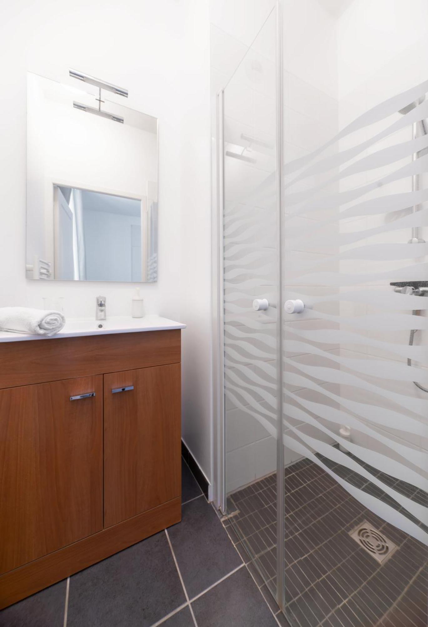 Le Brit - Grand Appartement Design, 3 Chambres, Centre Ville Vichy Eksteriør bilde