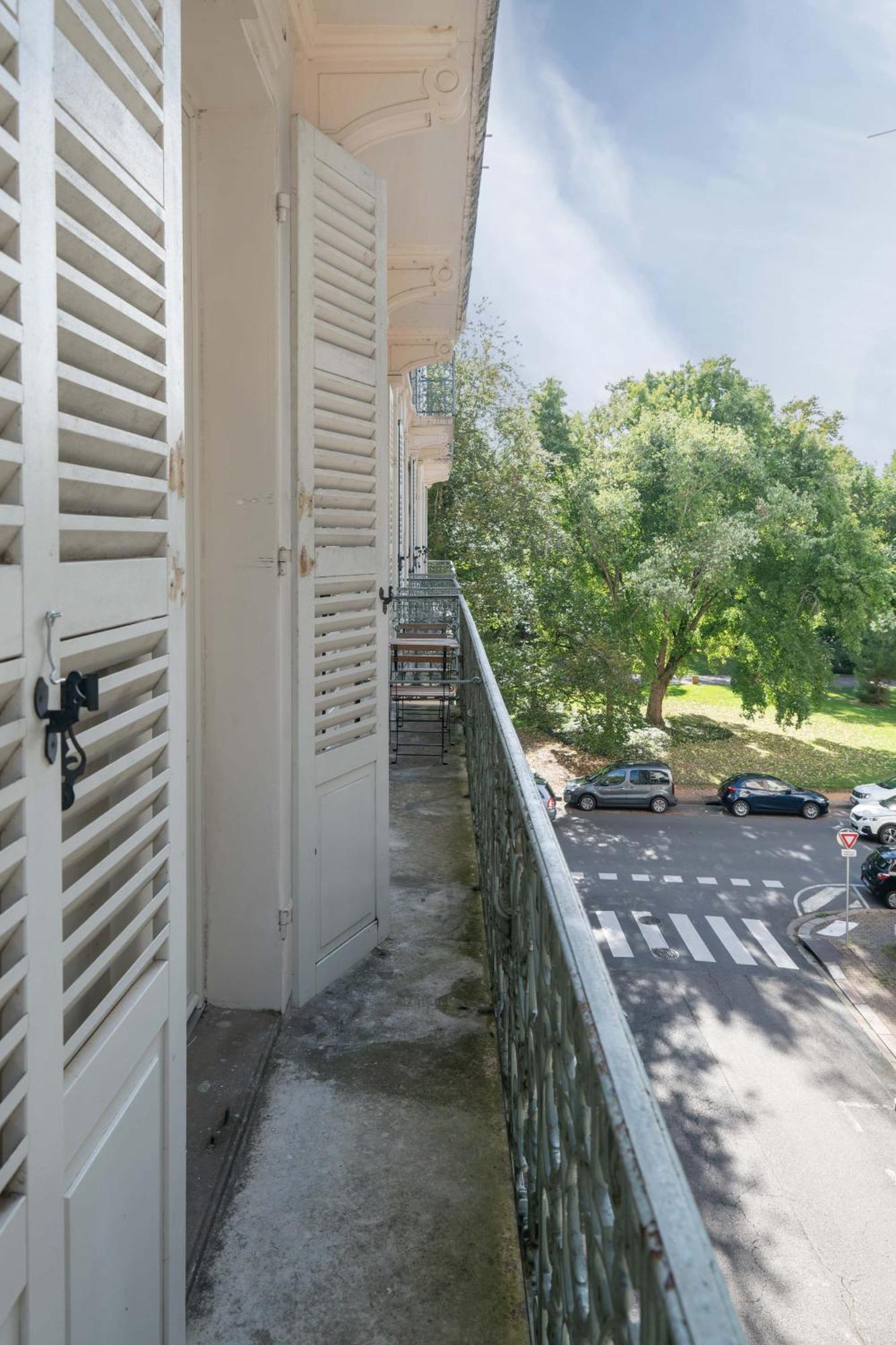 Le Brit - Grand Appartement Design, 3 Chambres, Centre Ville Vichy Eksteriør bilde